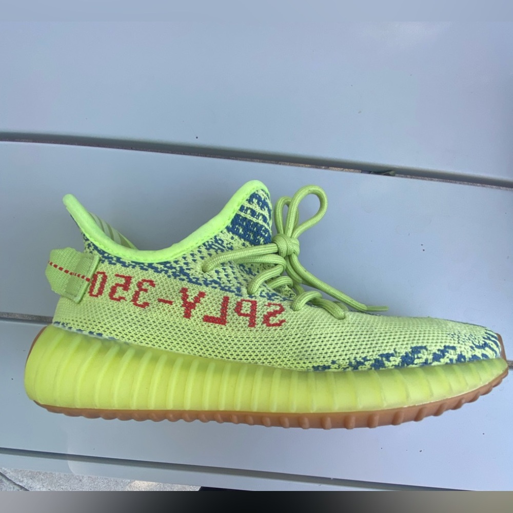 Yeezy 350 V2 Semi Frozen Yellow